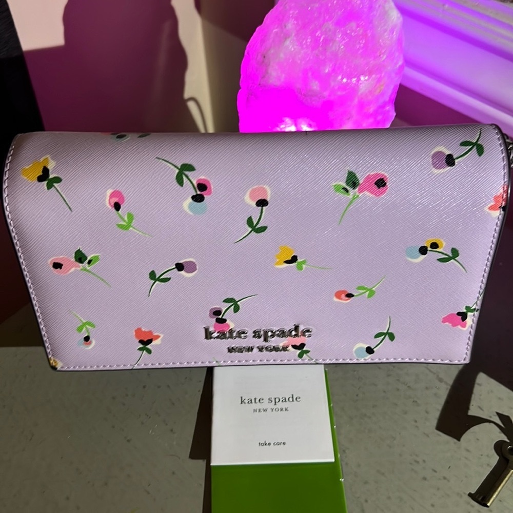 HOST PICK Kate Spade Cameron Wildflower Ditsy Crossbody - Picture 3 of 4